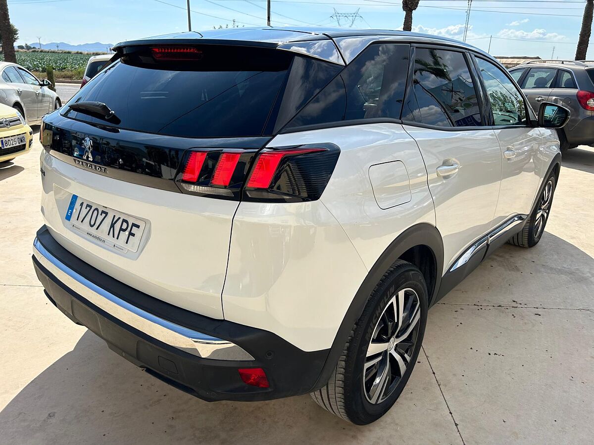 PEUGEOT 3008 ALLURE 1.2 AUTO SPANISH LHD IN SPAIN ONLY 57000 MILES SUPERB 2018